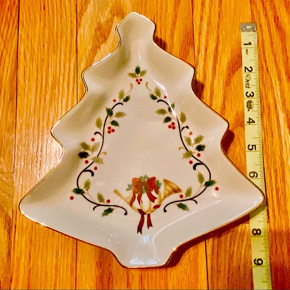 HP🤶🏼Mikasa Porcelain Christmas Tree Candy Dish - Picture 2 of 6